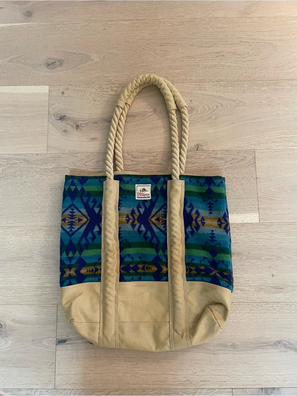 Pendleton Green & Blue Wool Aztec Print Beach Tote Rope Handles Canvas Trim